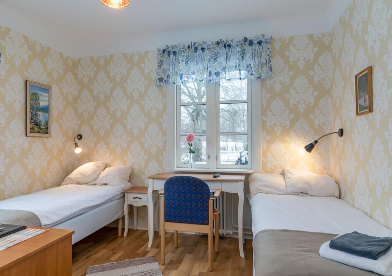 Malmgardens Vandrarhem B&B Strängnäs 外观 照片