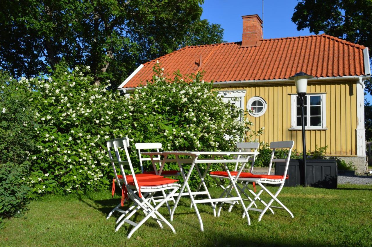 Malmgardens Vandrarhem B&B Strängnäs 外观 照片