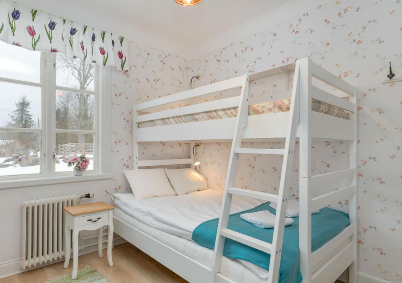 Malmgardens Vandrarhem B&B Strängnäs 外观 照片